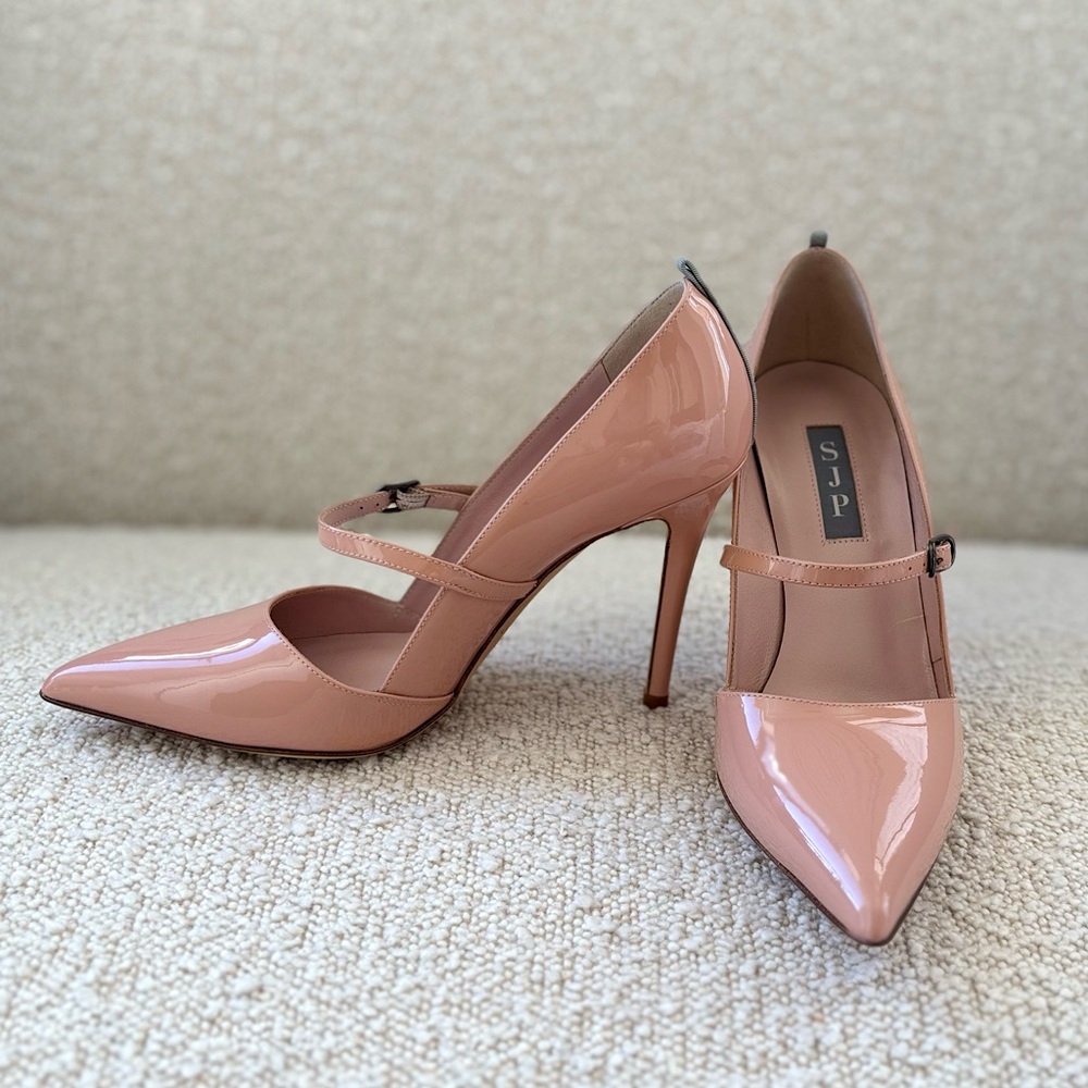 Sarah Jessica Parker Nude Pink Patent Leather High Heel Pumps